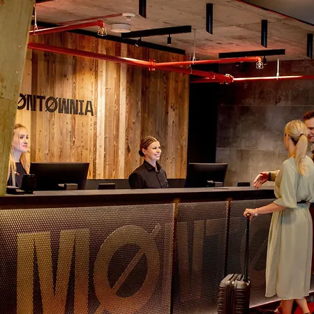 Montownia Lofts & Experience Apart Otel