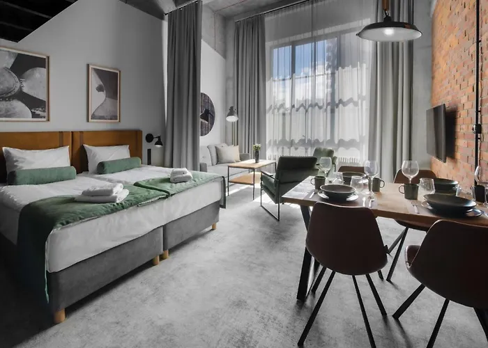 Montownia Lofts & Experience