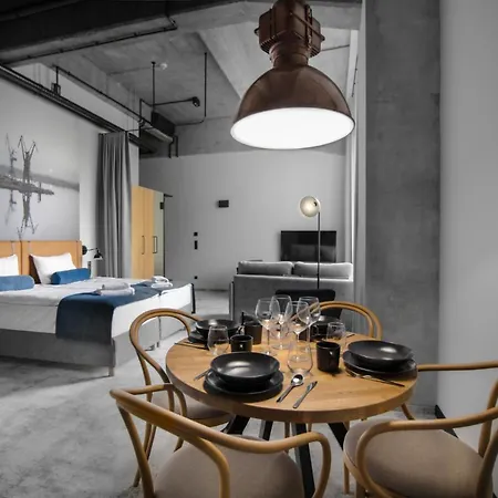 Montownia Lofts & Experience Apartahotel *