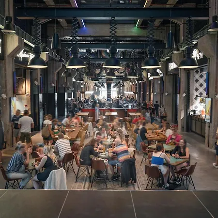 Montownia Lofts & Experience מלון דירות