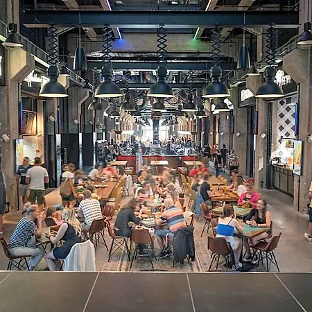 Montownia Lofts & Experience מלון דירות