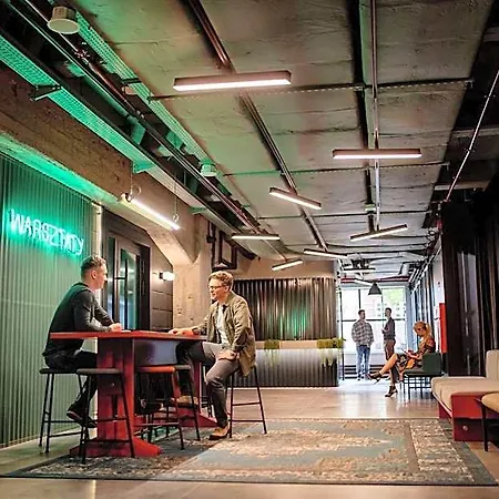Montownia Lofts & Experience Aparthotel
