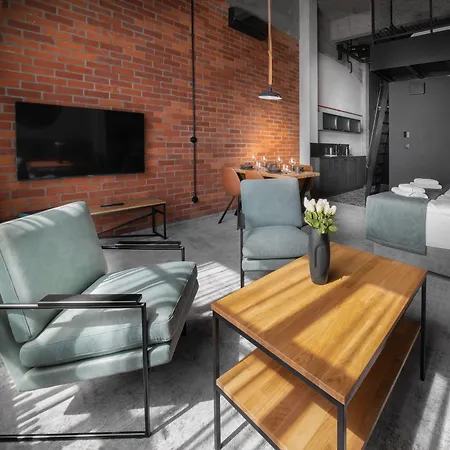 Montownia Lofts & Experience 4* Gdansk