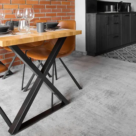 Montownia Lofts & Experience Apart Otel 4*