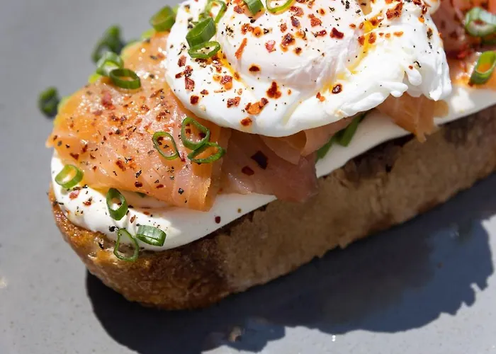 Montownia Lofts & Experience 4*